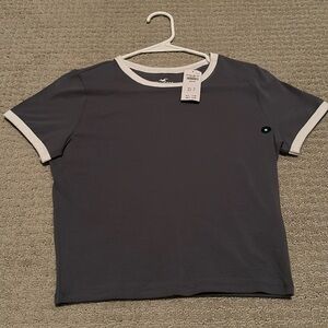 nwt hollister cropped tee